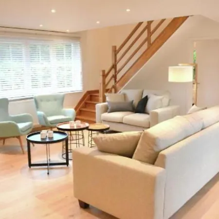 La Dreve Du Chateau Holiday home Serinchamps