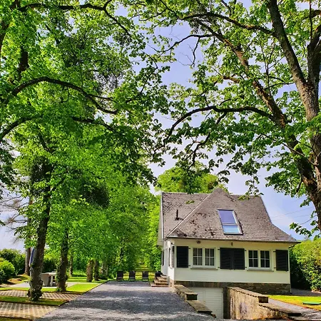 La Dreve Du Chateau Serinchamps